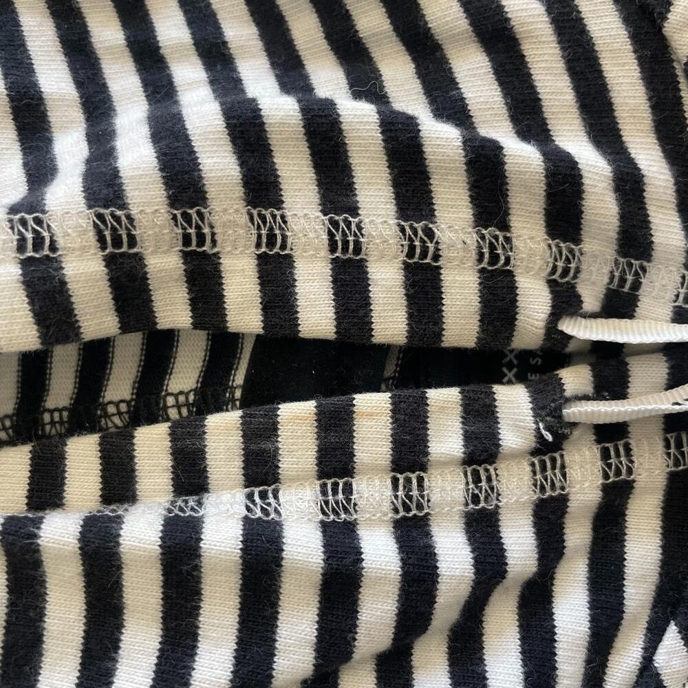 Striped Crop Top - Picture 5 of 5